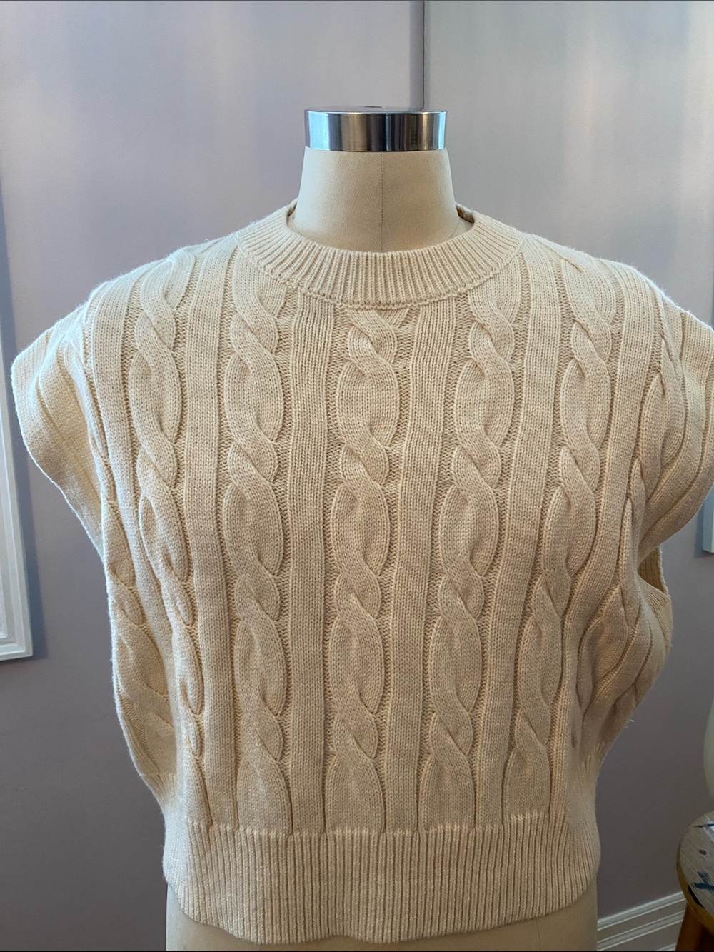 Twik Cream vest Ladies size L